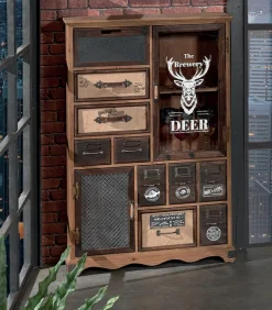Commode en bois avec tête de cerf – WENDY